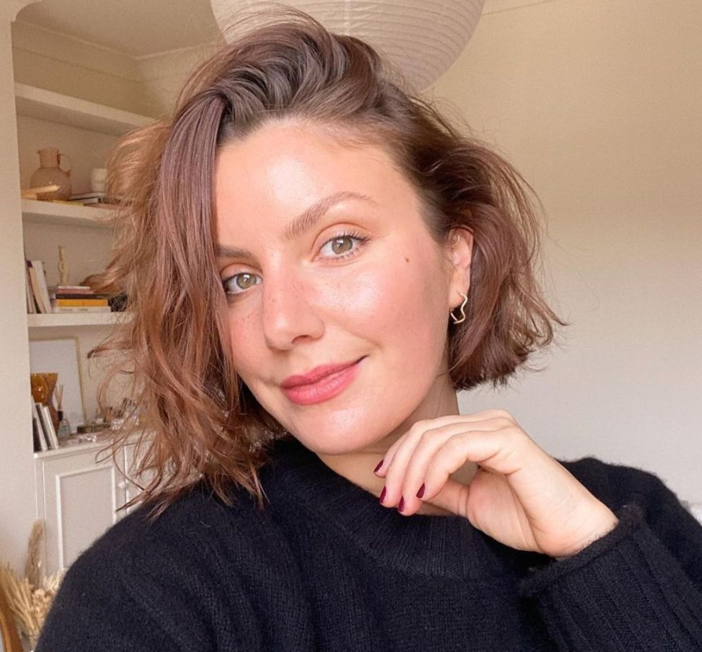 Wavy Bob with Natural Texture